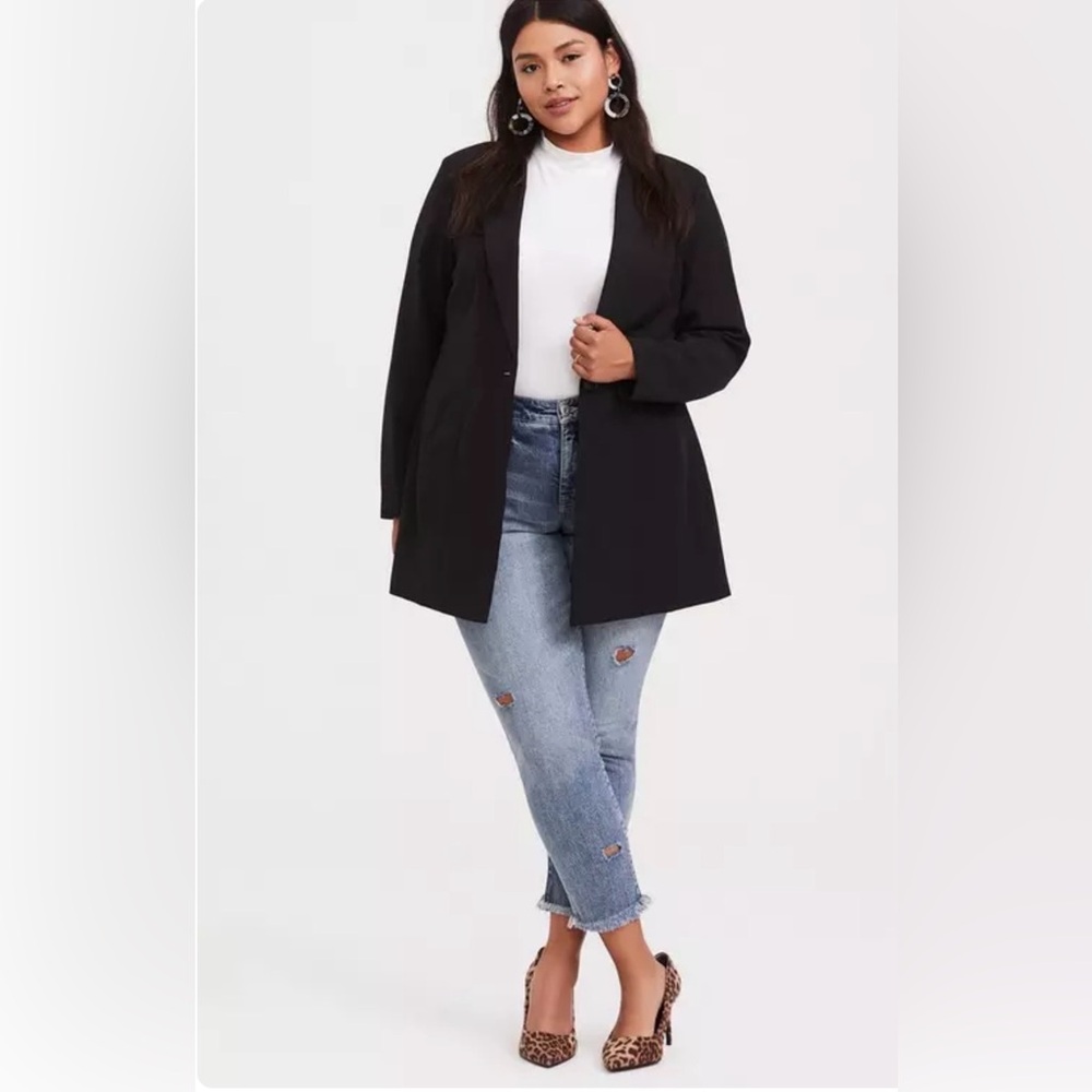 Torrid Women's Blazer Black Long Line Knit Two Button Sz 00 Business Casual Chic